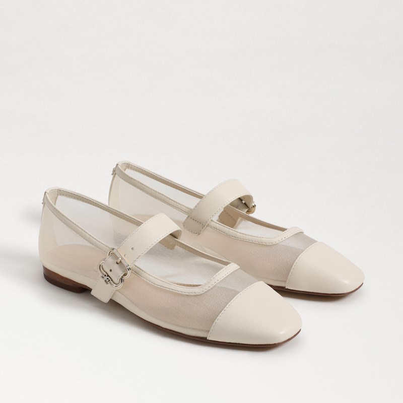 Miranda Mary Jane Flat