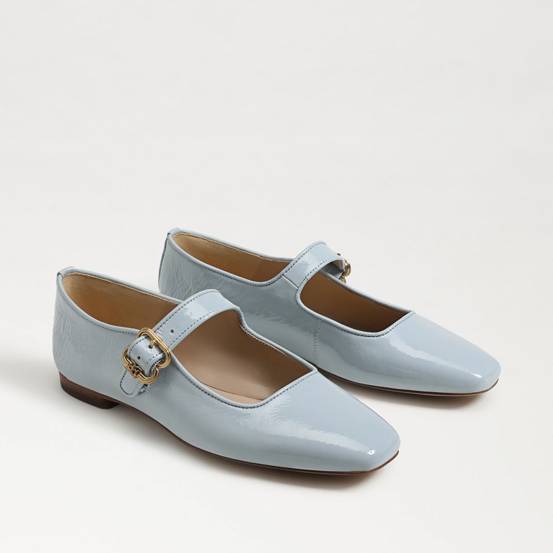 Michaela Mary Jane Flat