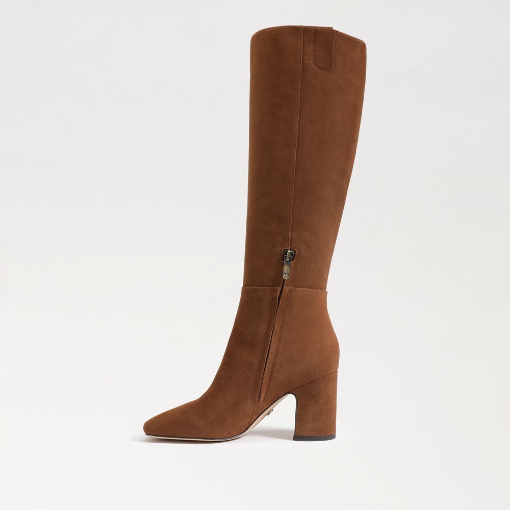 22 Best Knee High Boots To Keep Your Calves Toasty 2022