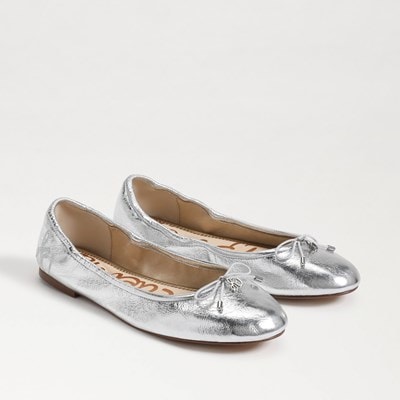 Womens closed store toe flats